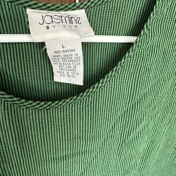 Vintage Rayon Black & Green Ruffle Dress - Short Sleeve - Picture 4 of 10